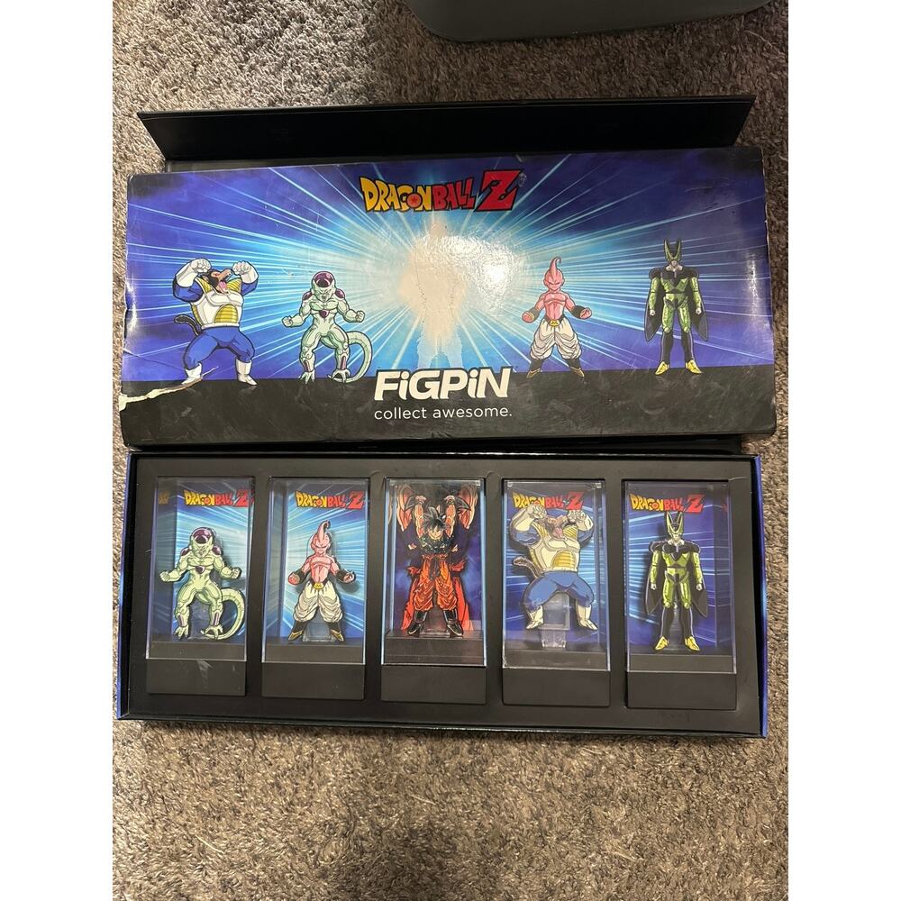 DRAGON‎ BALL Z FIGPIN COLLECT